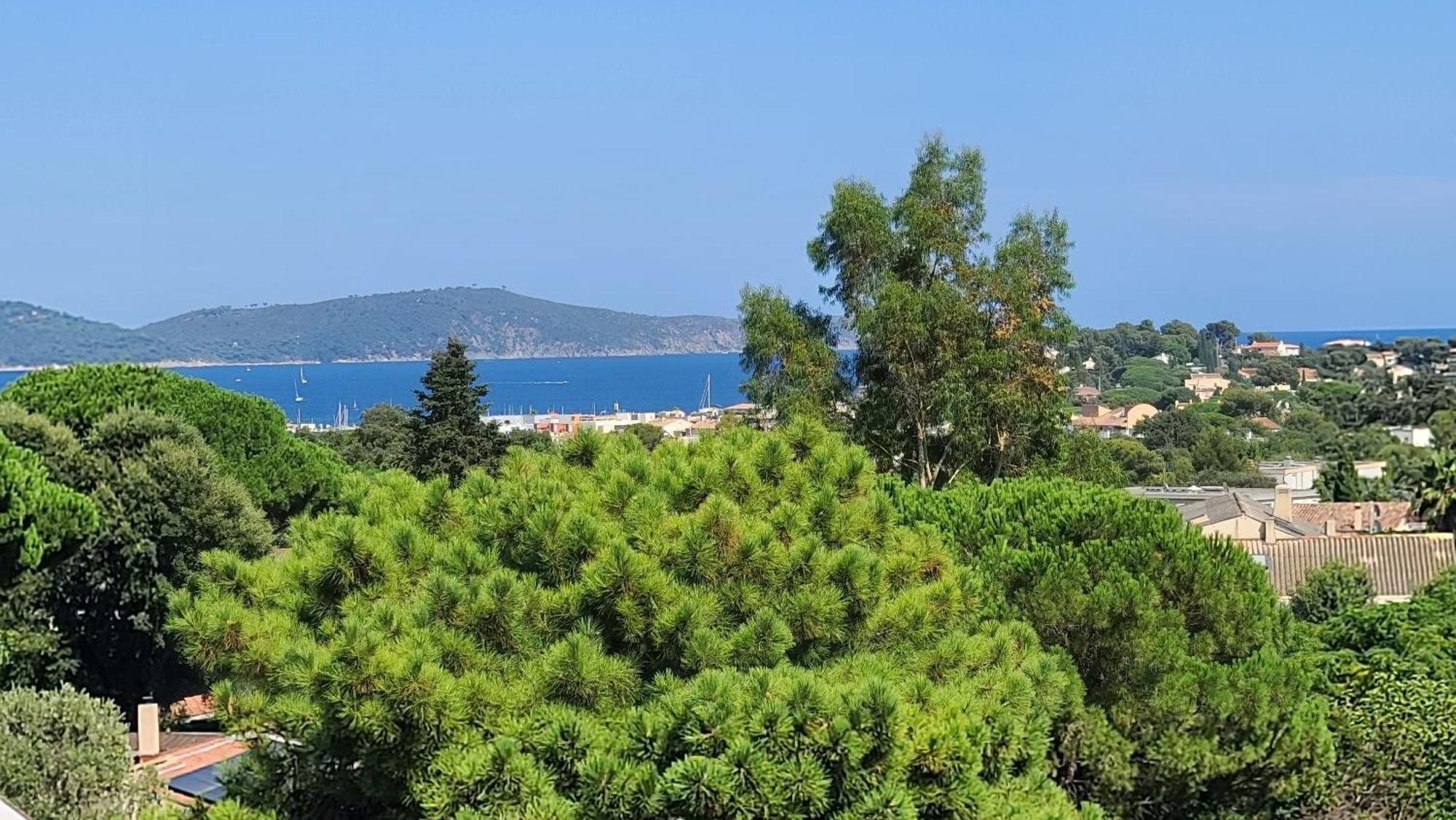 Climatise T3 Vue De 63 M2 - 2 Et Belle Terrasse De 23 M2 Appartamento Cavalaire-sur-Mer