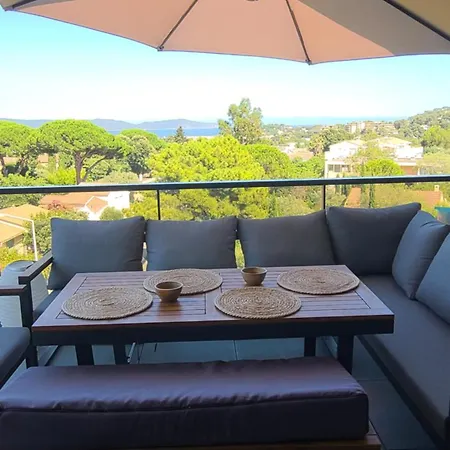 Appartement Climatise T3 Vue Mer De 63 M2 - 2 Chambres Et Belle Terrasse De 23 M2 Cavalaire-sur-Mer Exterior photo