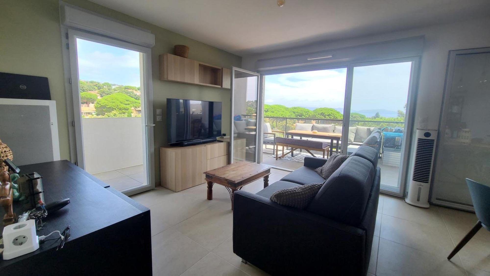 Apartment Climatise T3 Vue De 63 M2 - 2 Et Belle Terrasse De 23 M2 Cavalaire-sur-Mer