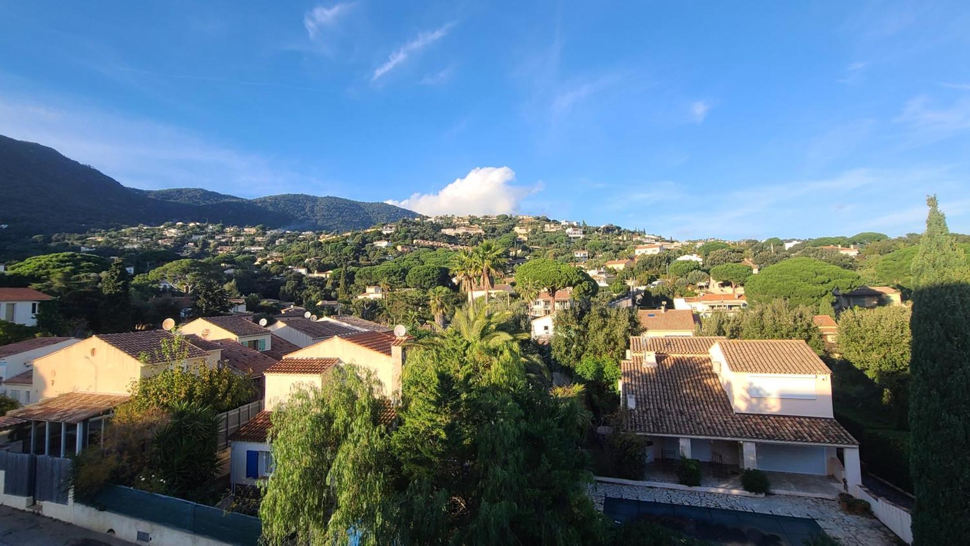 Climatise T3 Vue De 63 M2 - 2 Et Belle Terrasse De 23 M2 Cavalaire-sur-Mer